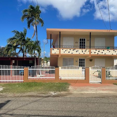 Bright 2Br In Aguadilla 7 Mins To Beaches 2Nd Floor Retreat Camaceyes Екстериор снимка