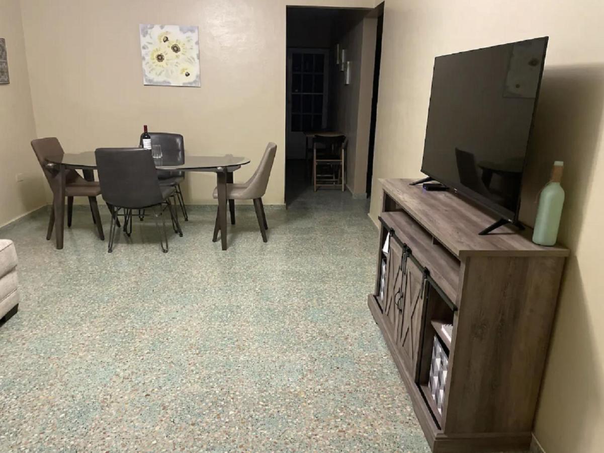 Bright 2Br In Aguadilla 7 Mins To Beaches 2Nd Floor Retreat Camaceyes Екстериор снимка